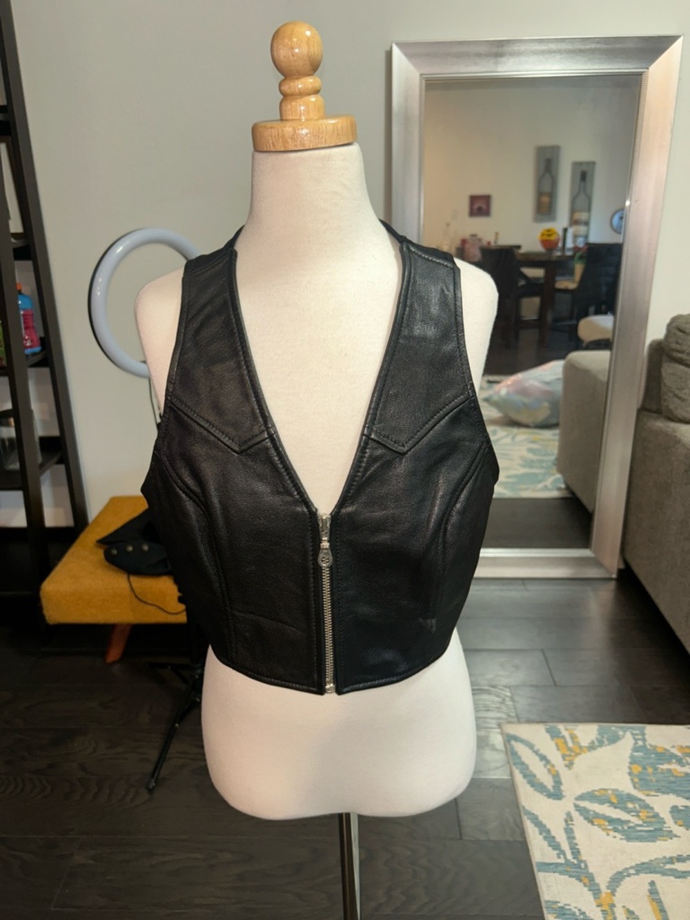 Black Leather Zip-Front Cropped Vest